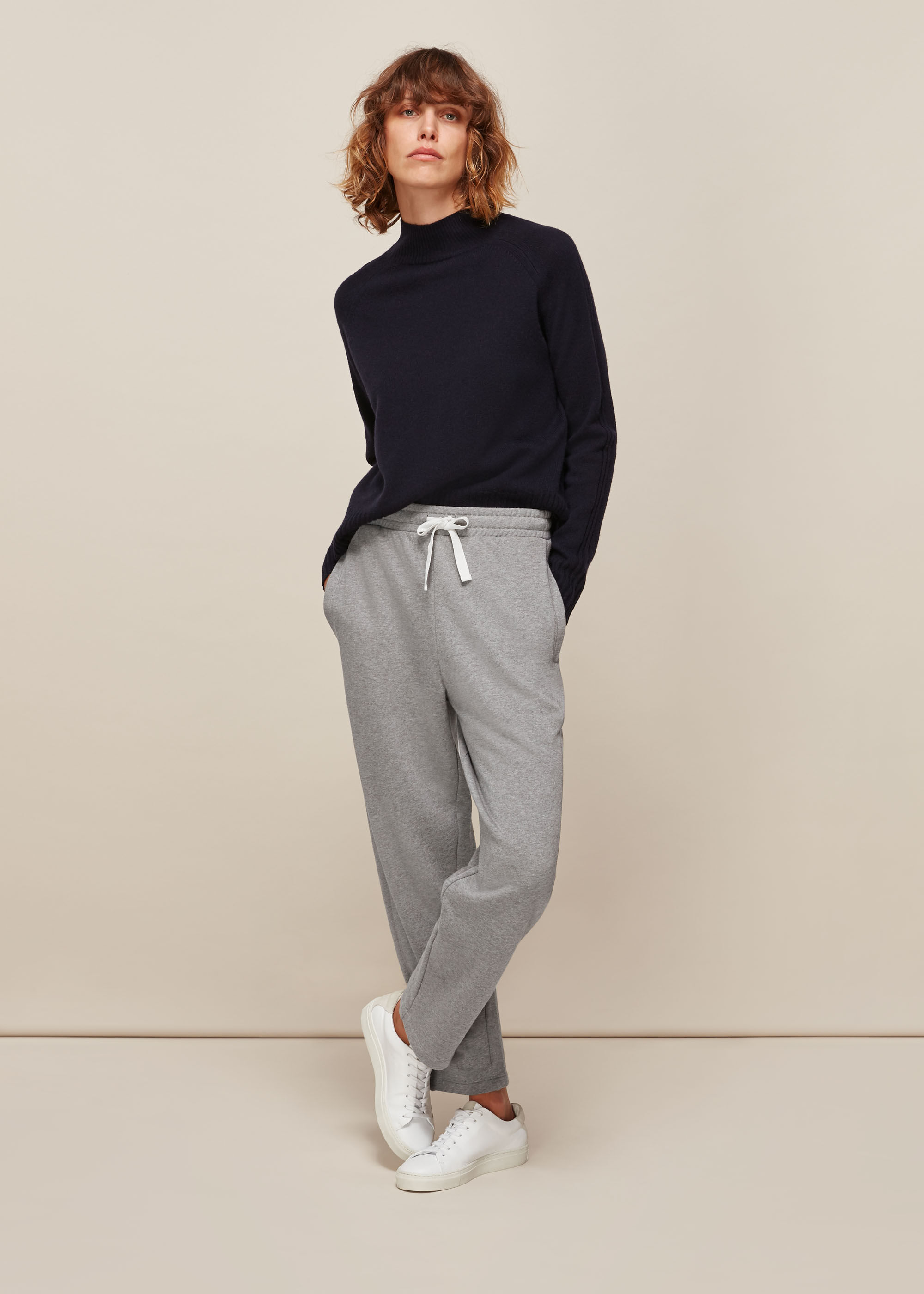 Barrel leg hotsell joggers