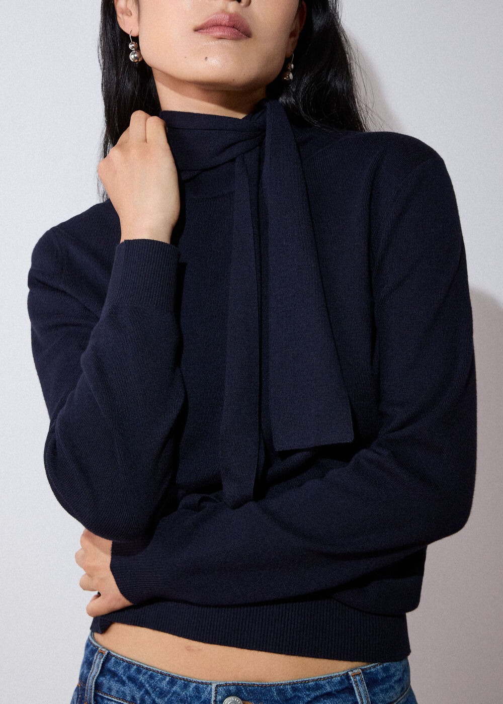 Tie Neck Detail Knit