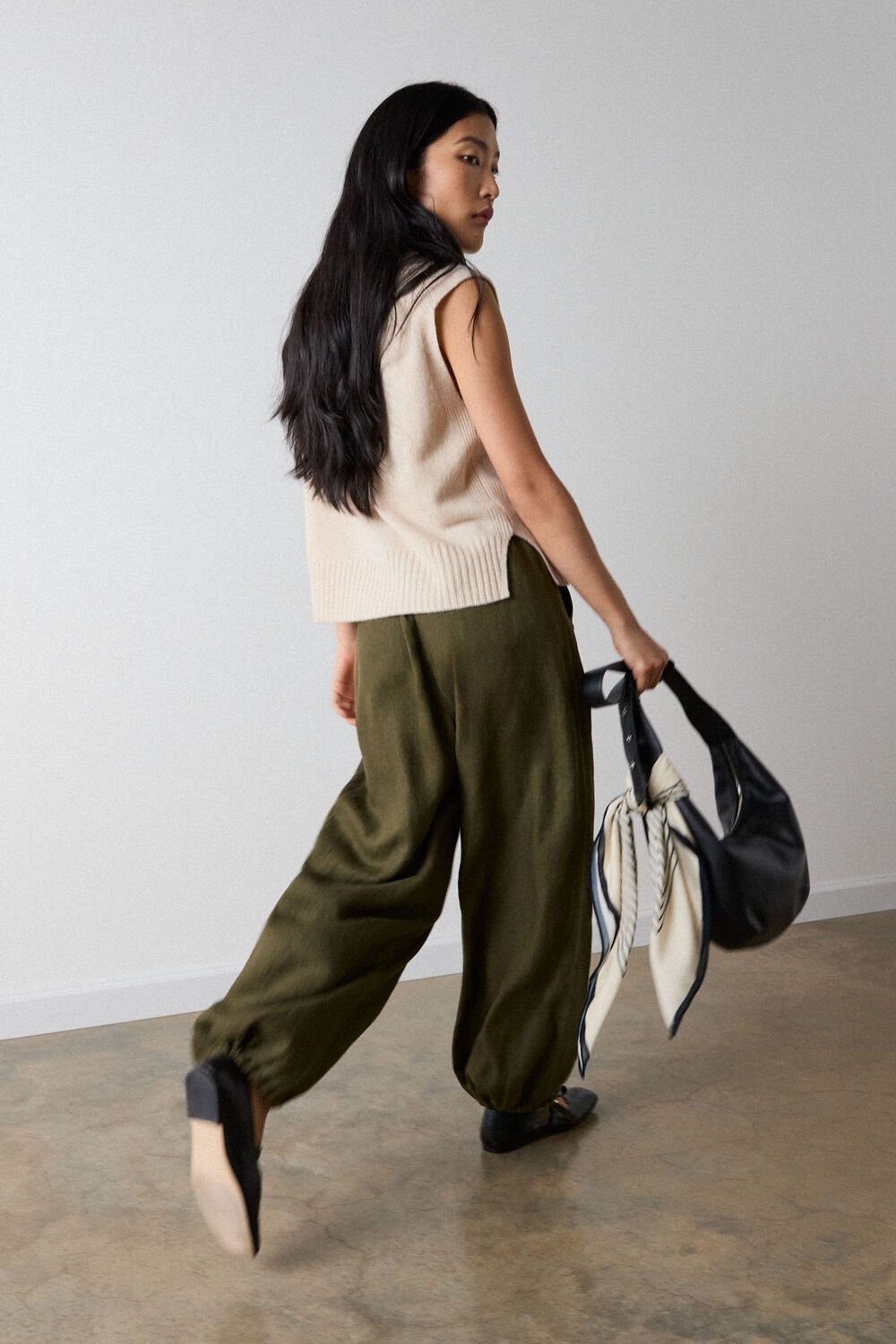 Khaki Linen Balloon Hem Trousers