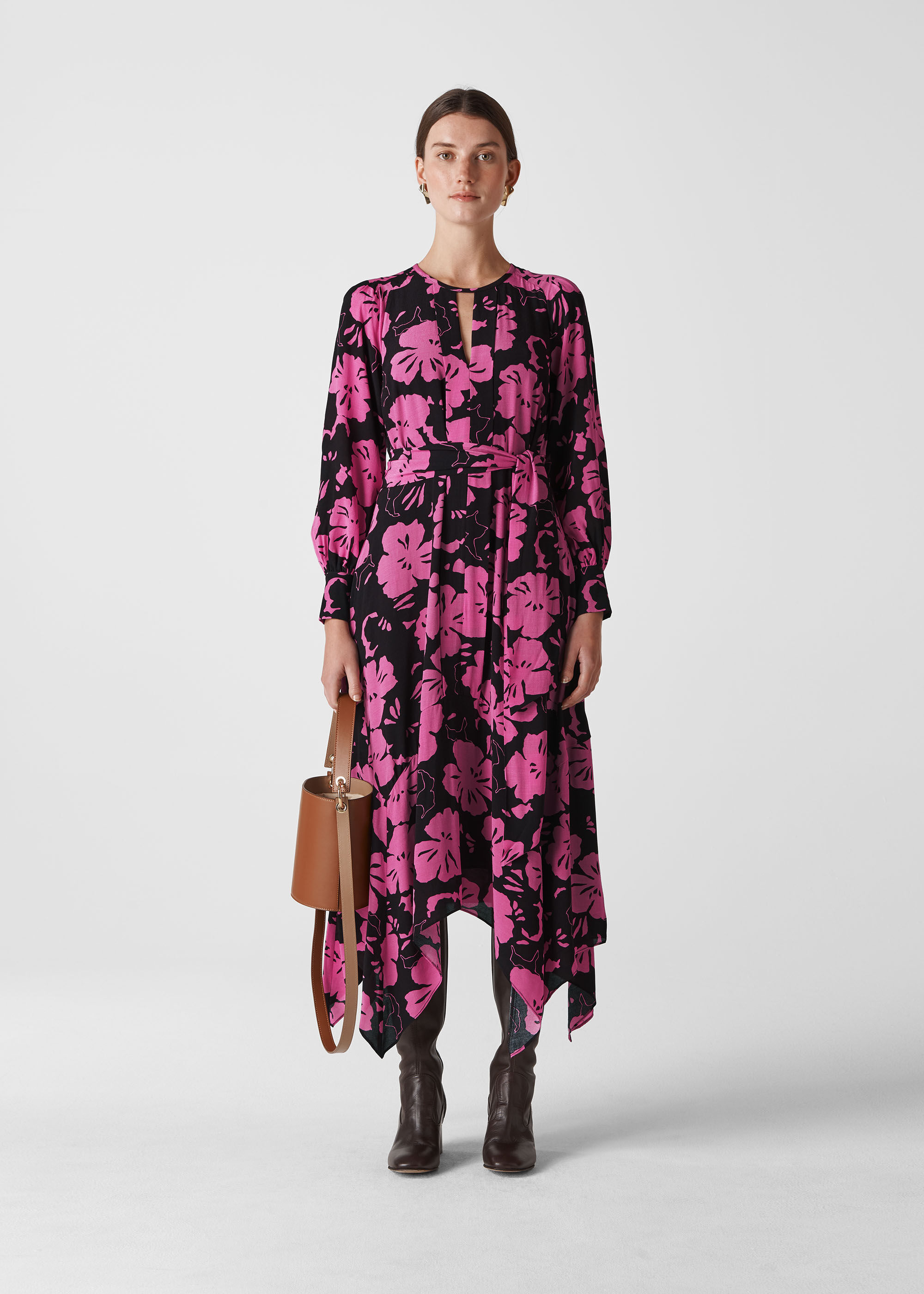 Ari store midi dress