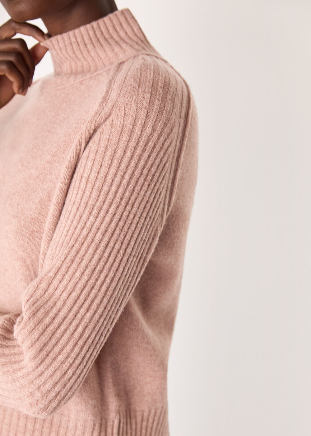 Wool Funnel Neck Knit