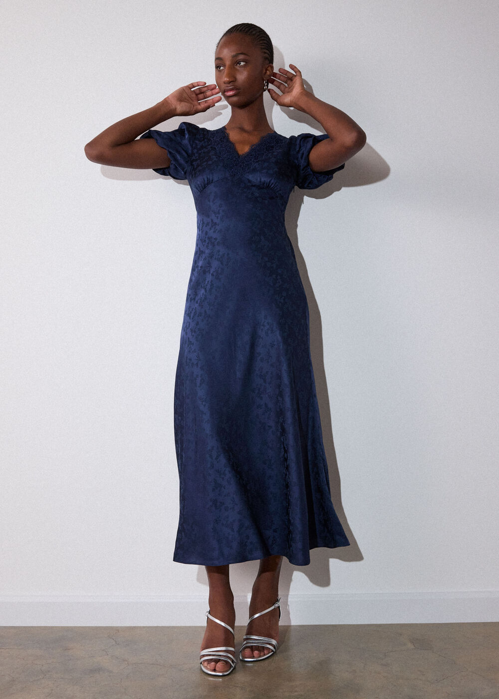 Jacquard V Neck Midi Dress