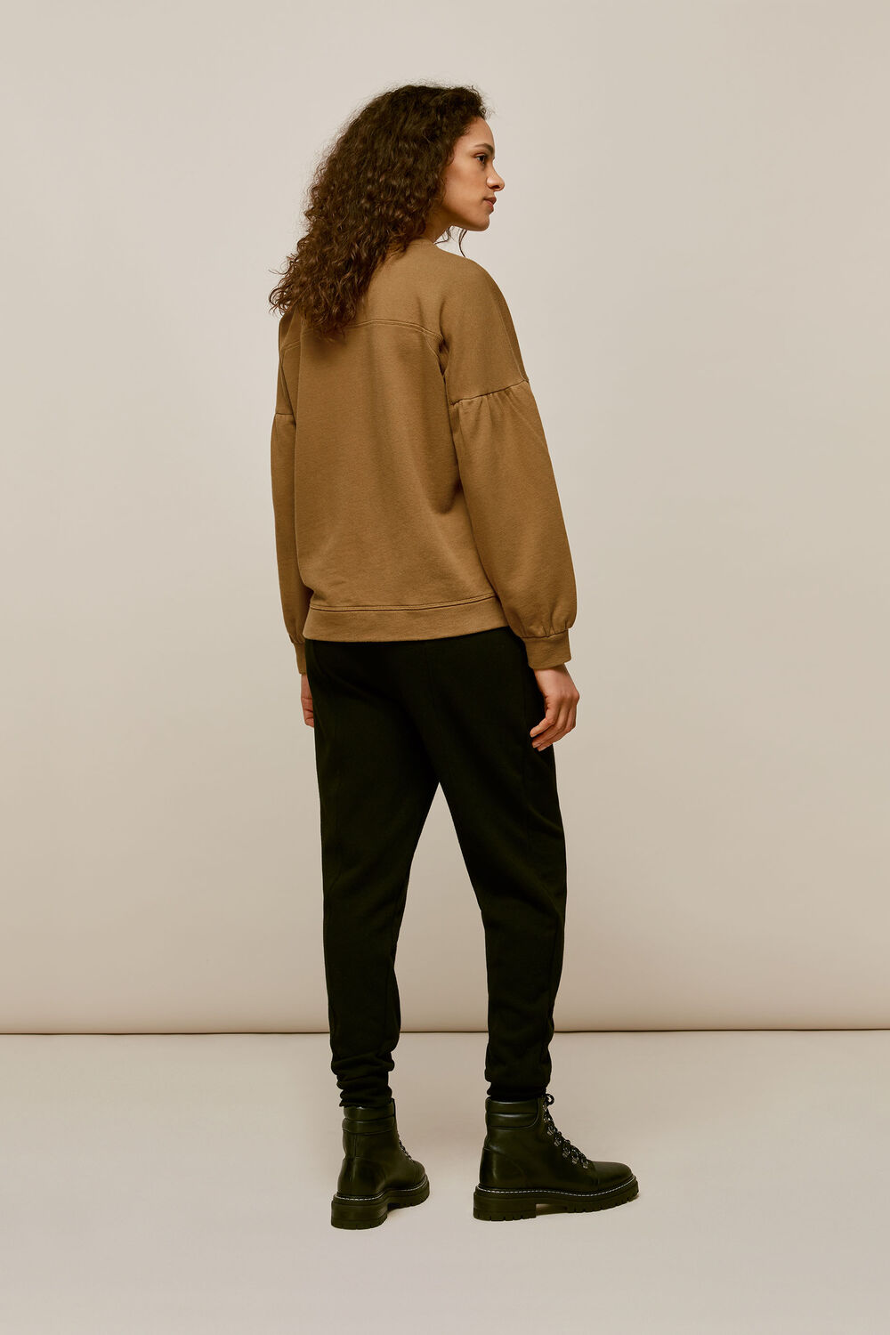 Gathered Sleeve Sweatshirt Olive