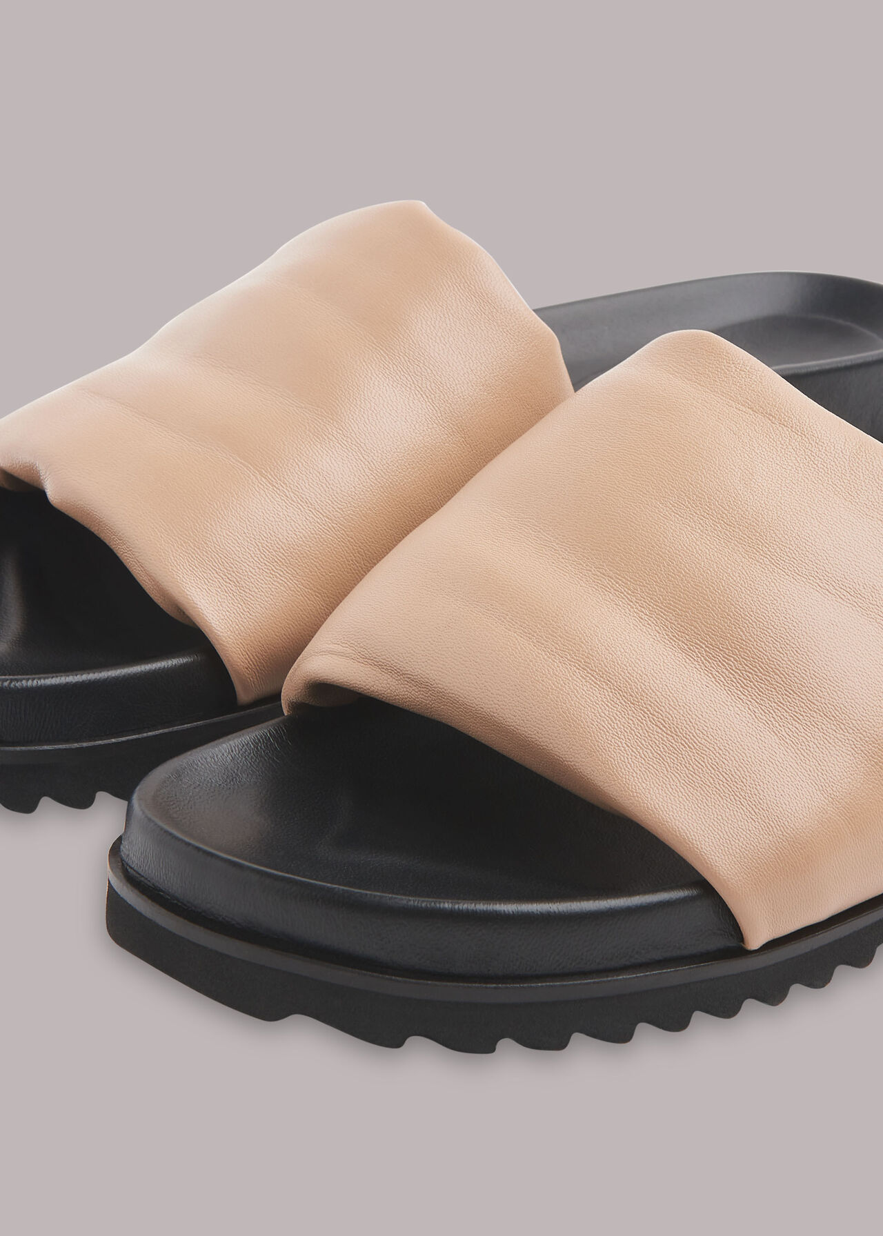 Aiden Padded Slide