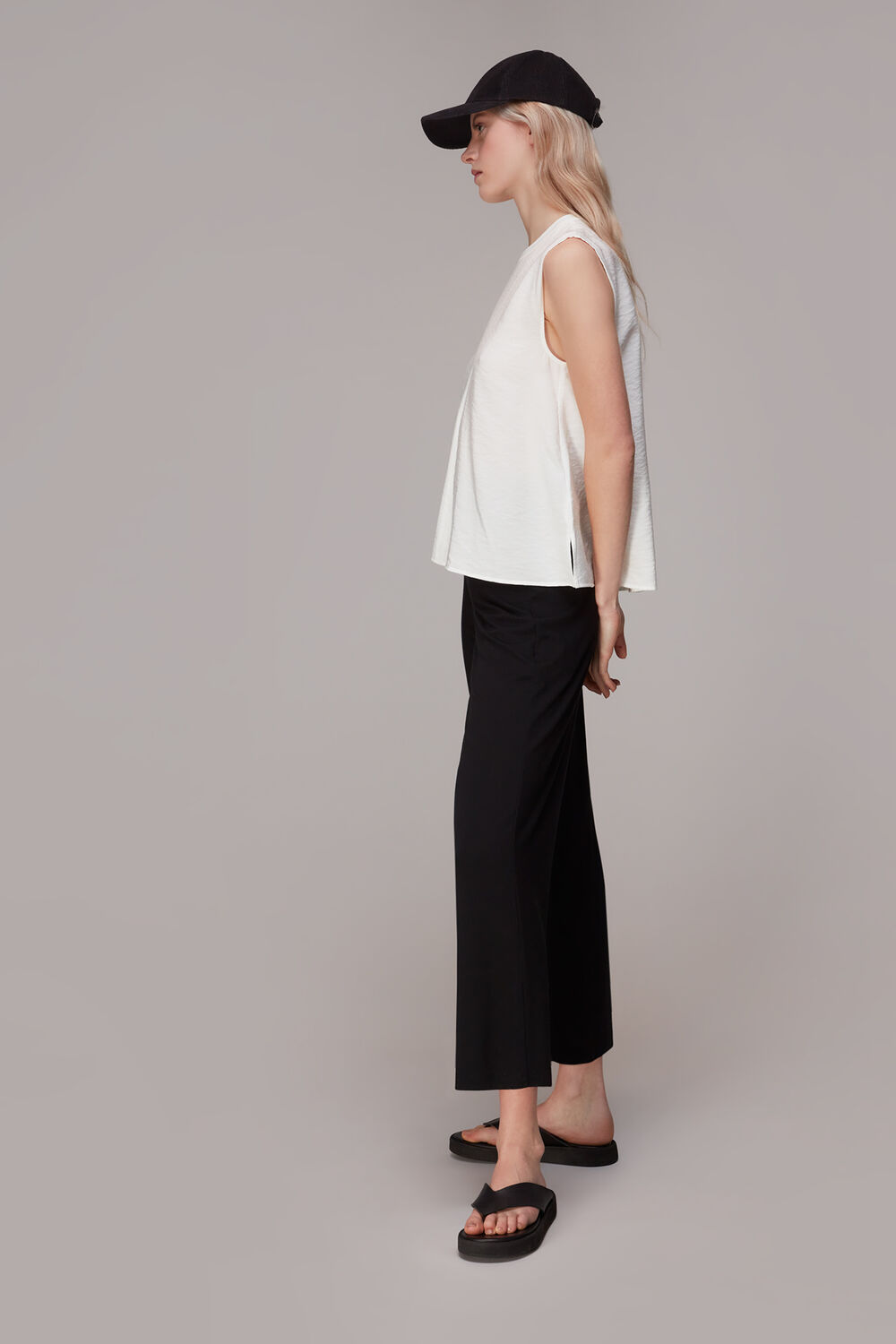 Leila Swing Top