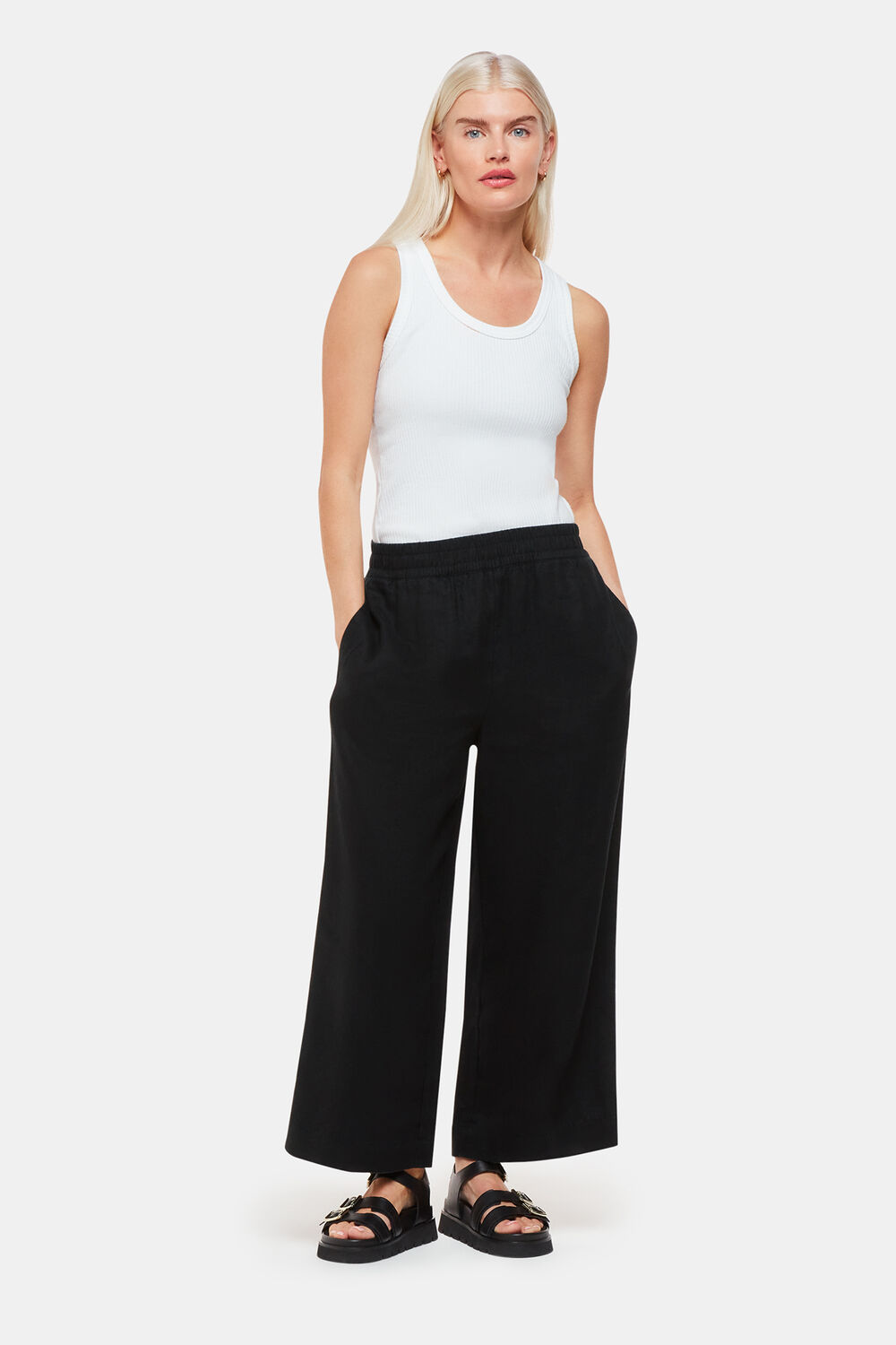 Petite Linen Pocket Trouser