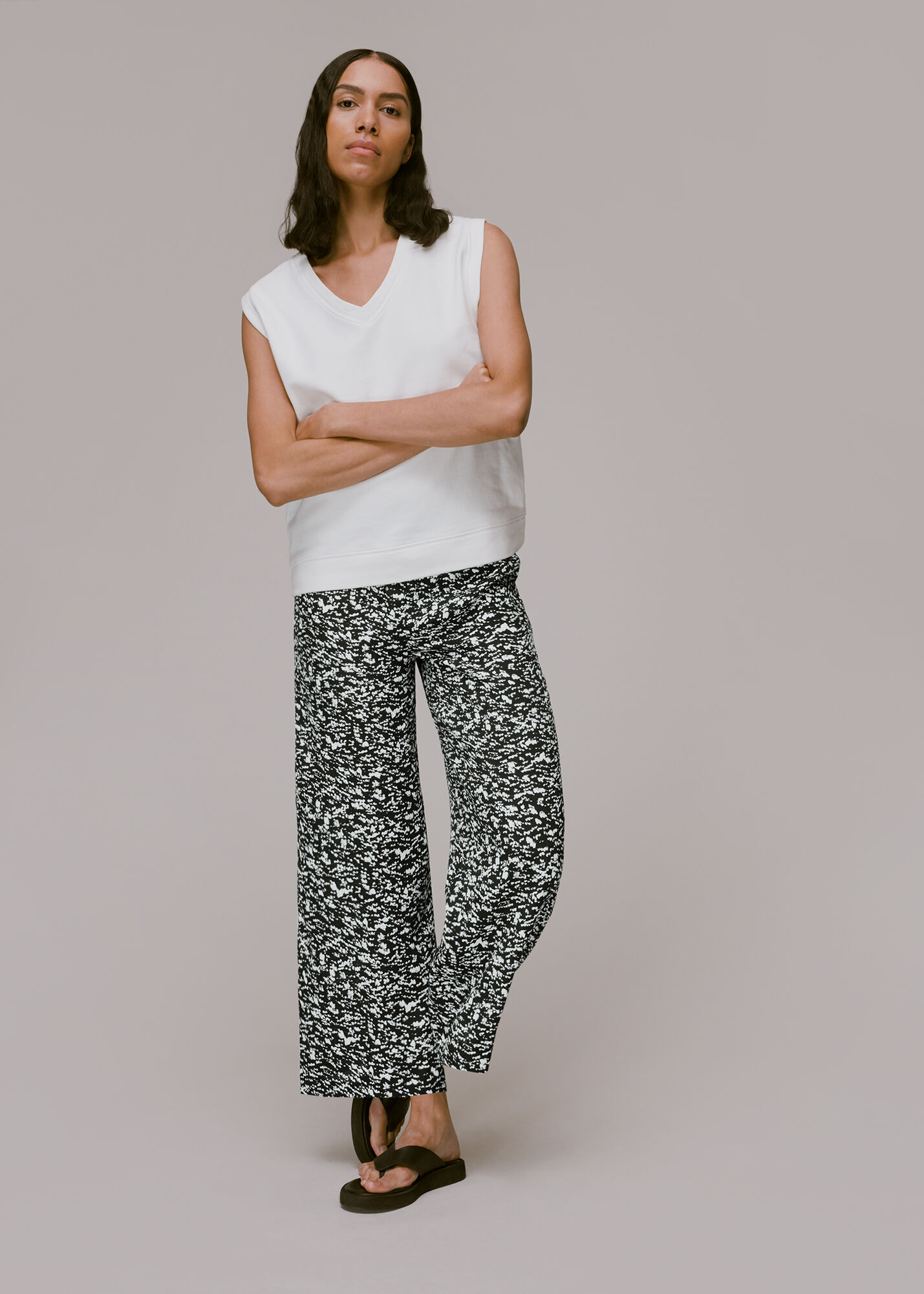 Buy HM Women Black  White Patterned Cigarette Trousers online   Looksgudin