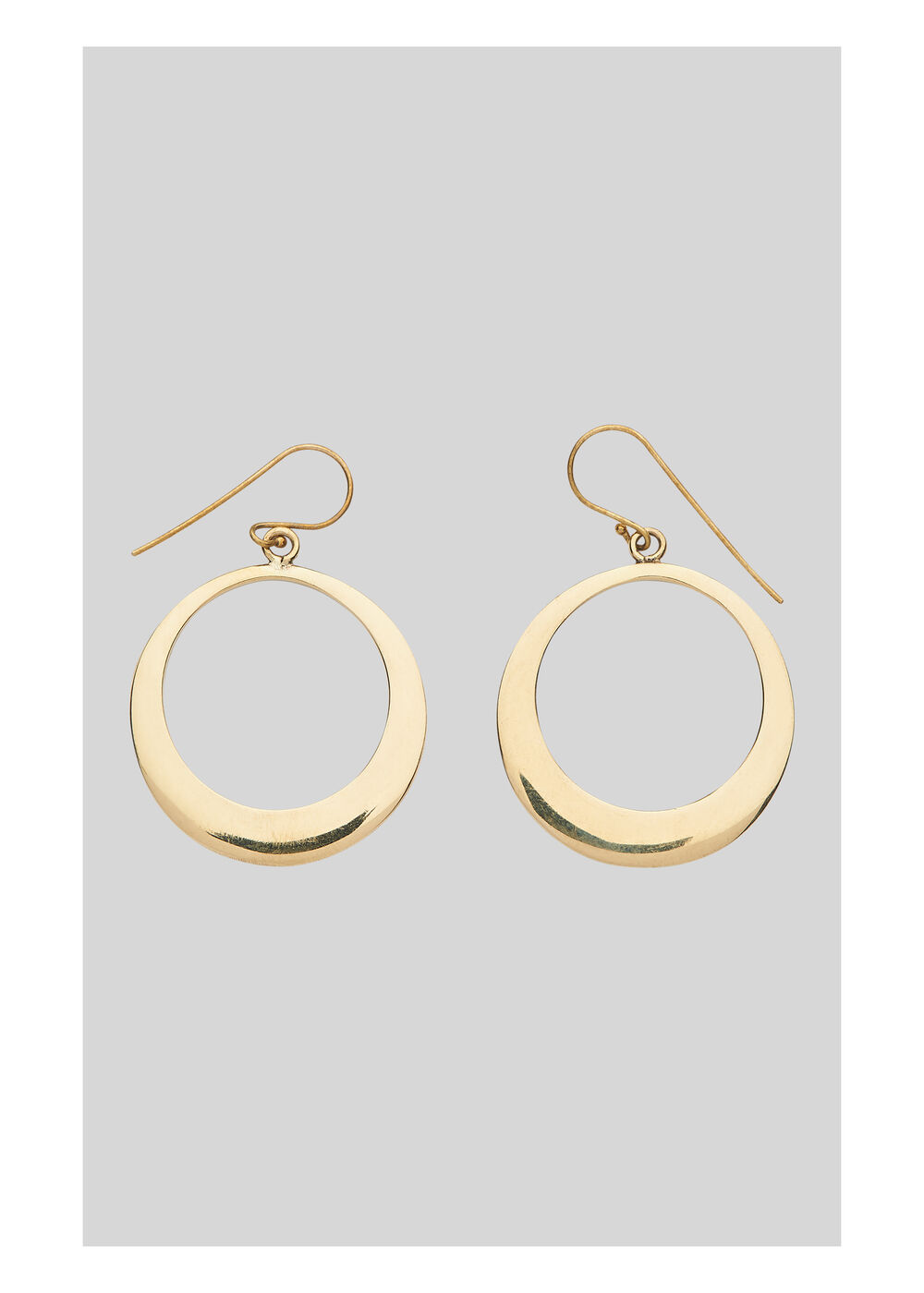 Made Casted Circle Earring