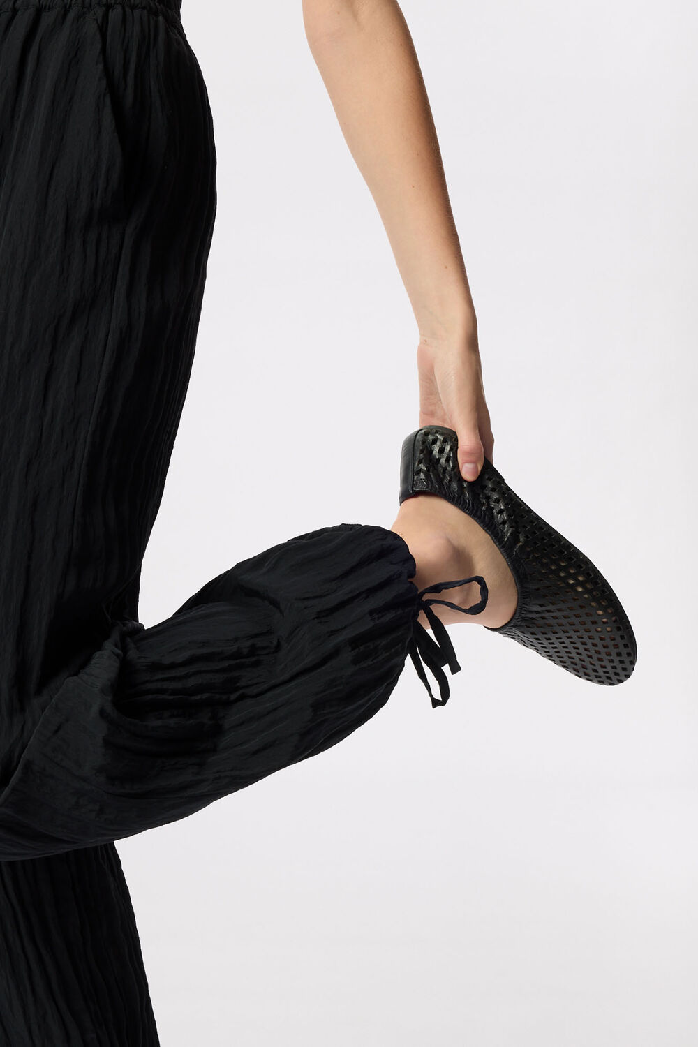 Balloon Tie Hem Trousers