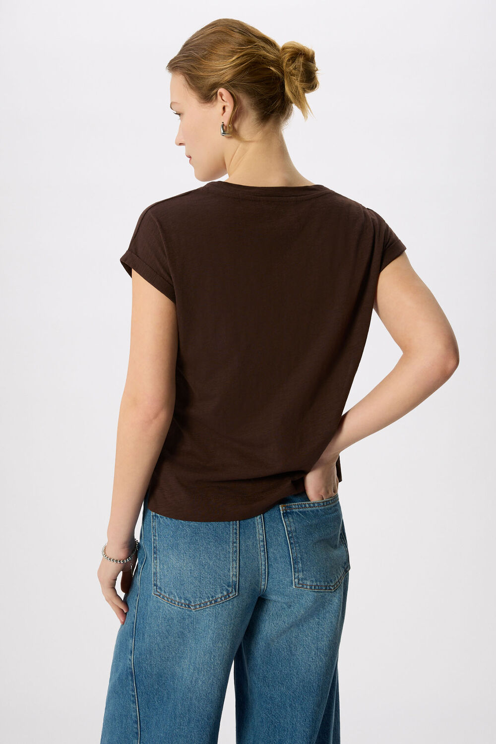 Chocolate Willa V-Neck Cap Sleeve Tee