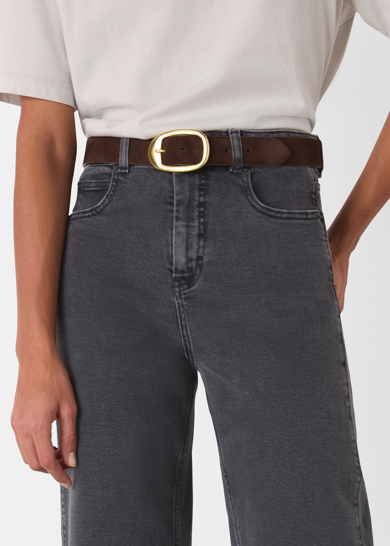 Stretch Barrel Leg Jean