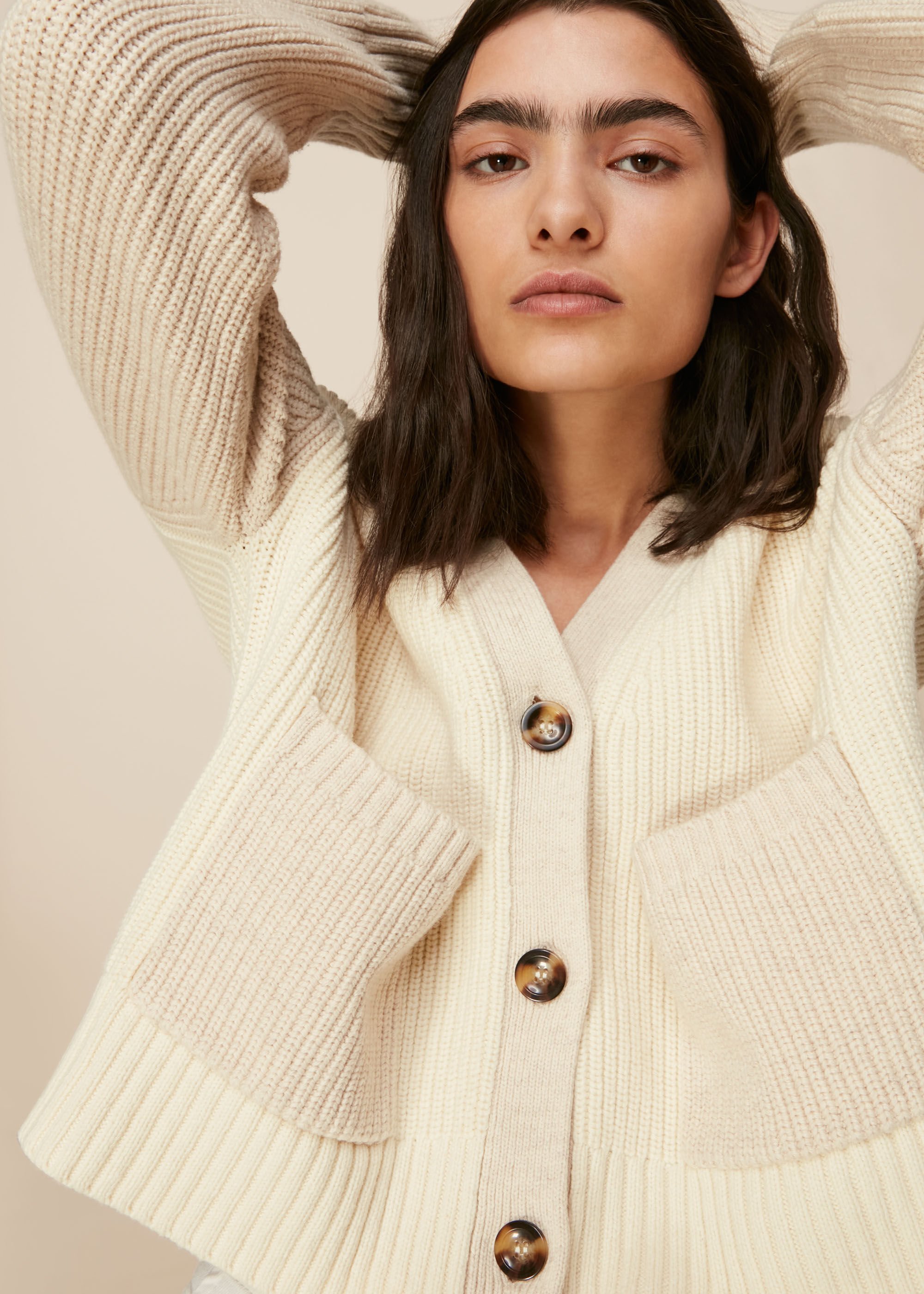 Cardigan cream colour clearance