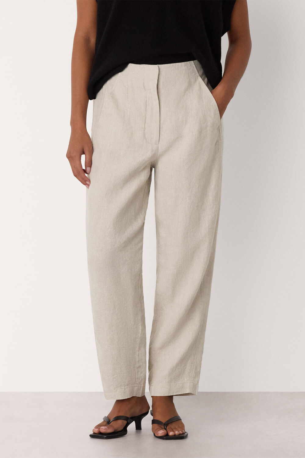 Oatmeal Petite Linen Barrel Trouser