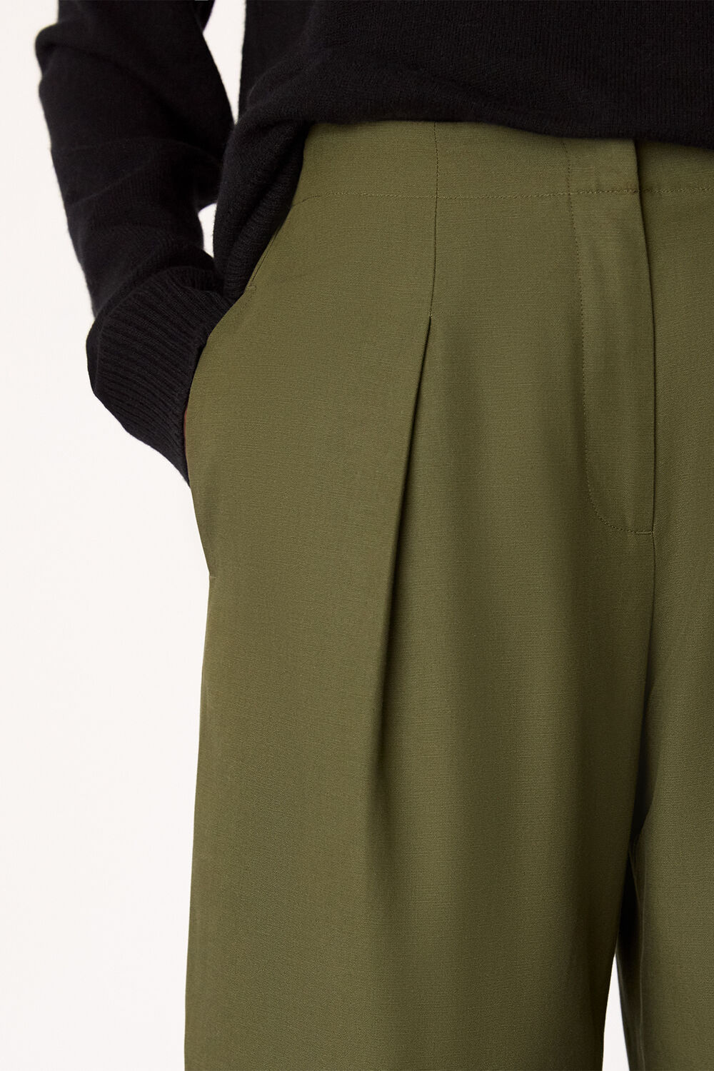 Khaki Pleat Front Barrel Trouser