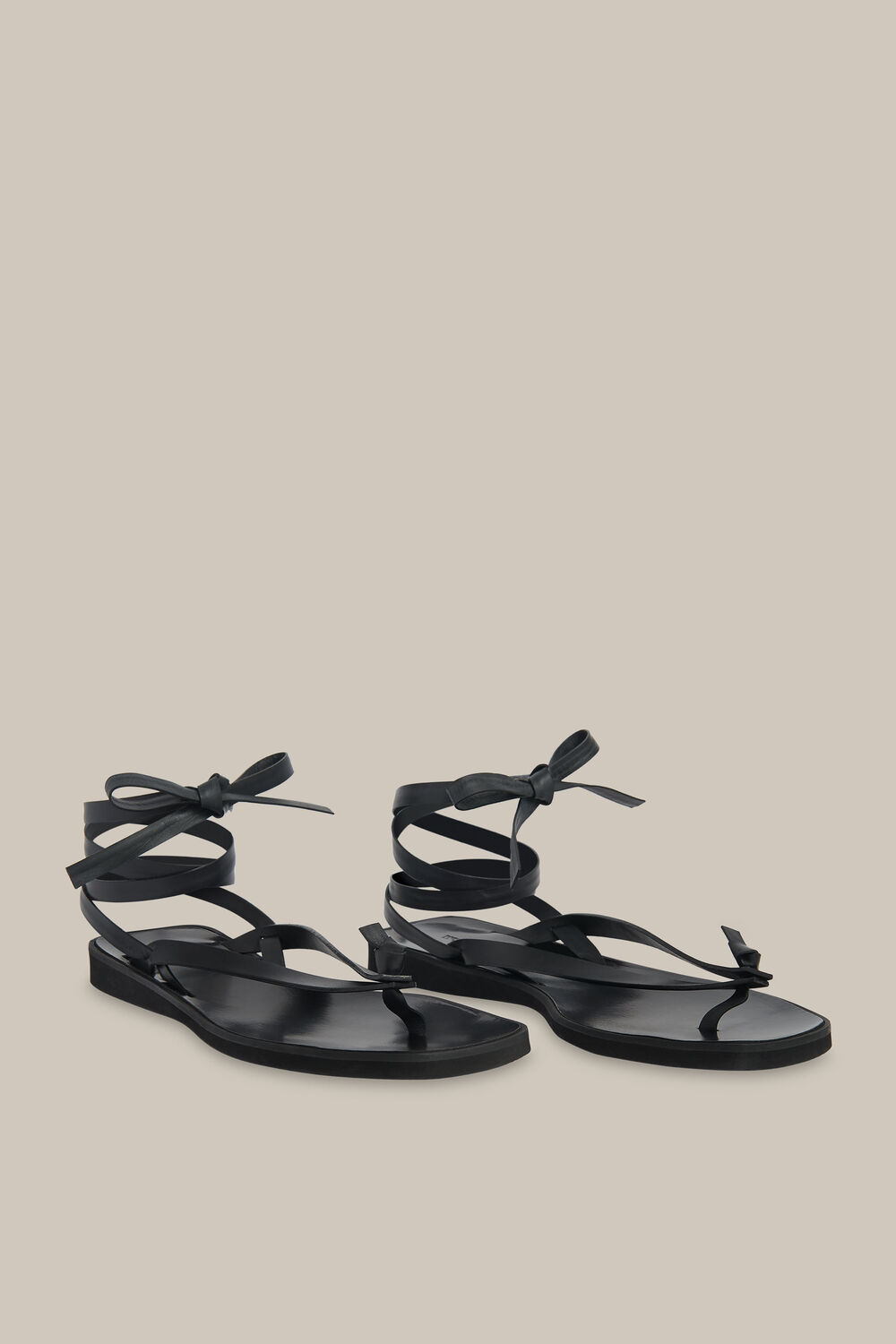 Dillon Knotted Thong Sandal Black