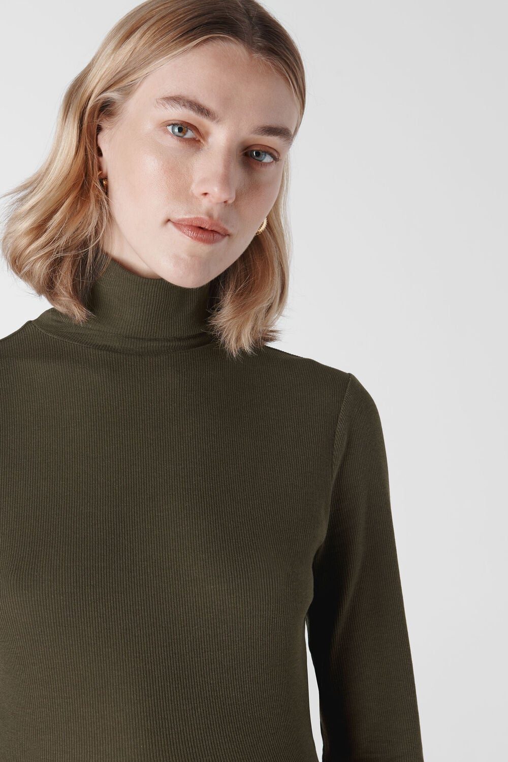 Essential Polo Neck Khaki
