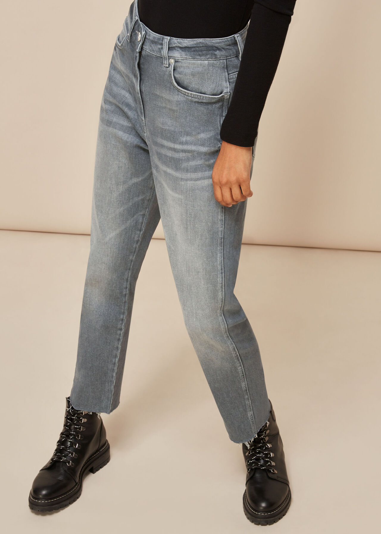 Stretch Frayed Slim Jean