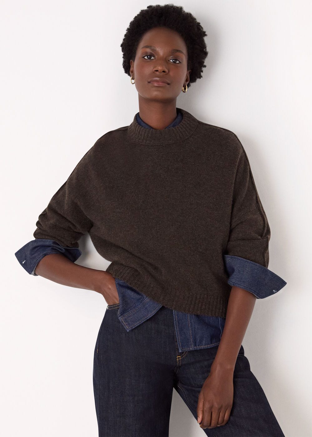 Wool Curved Hem Knit