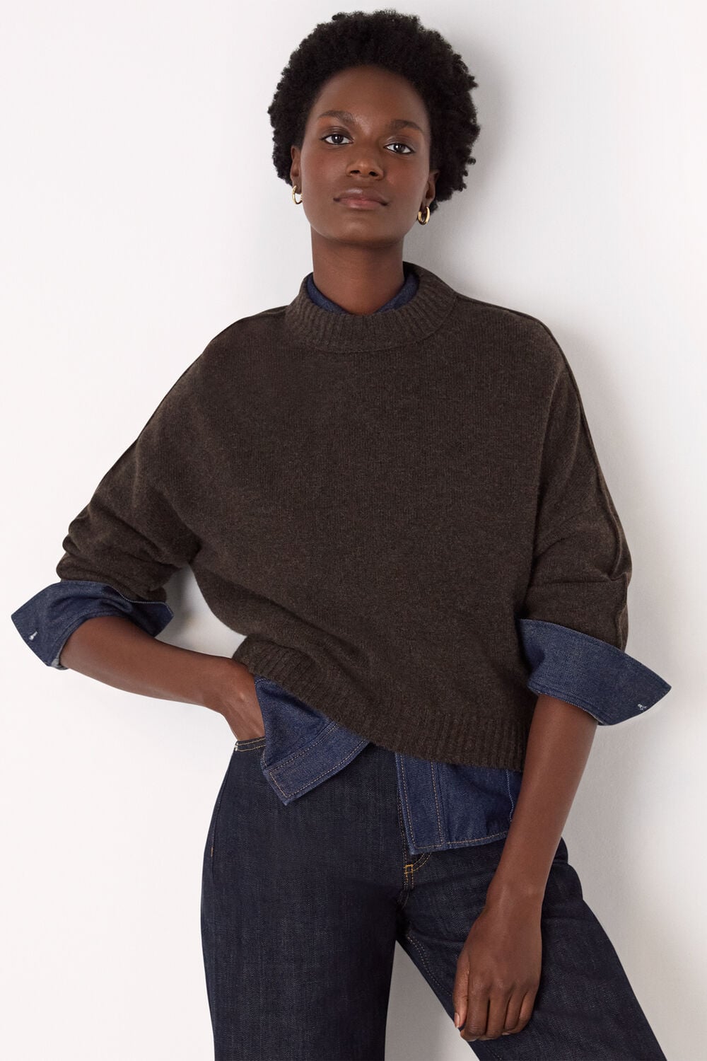 Brown Wool Curved Hem Knit