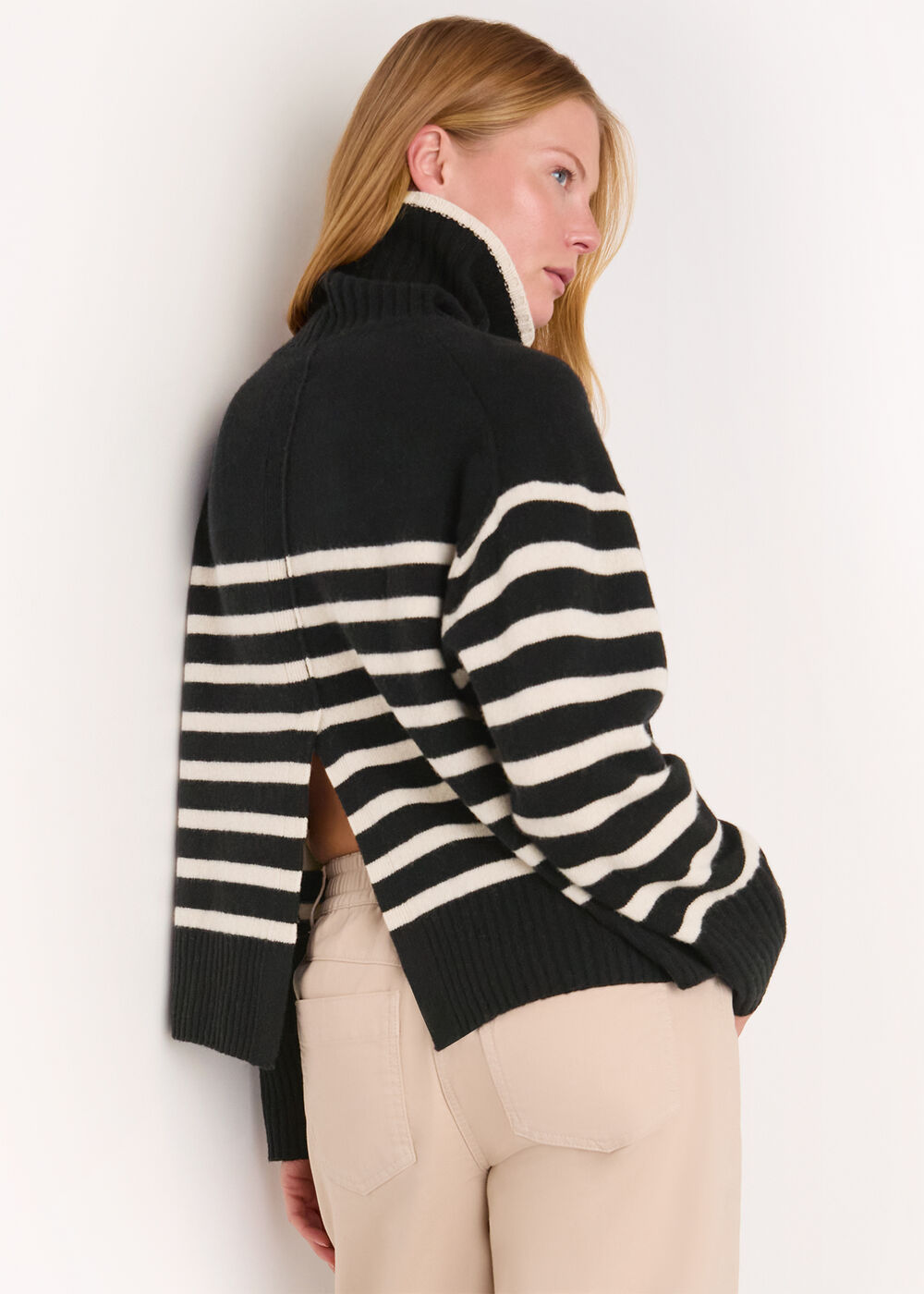 Stripe Wool Roll Neck