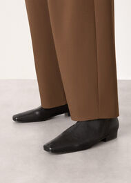 Square Toe Flat Sock Boot