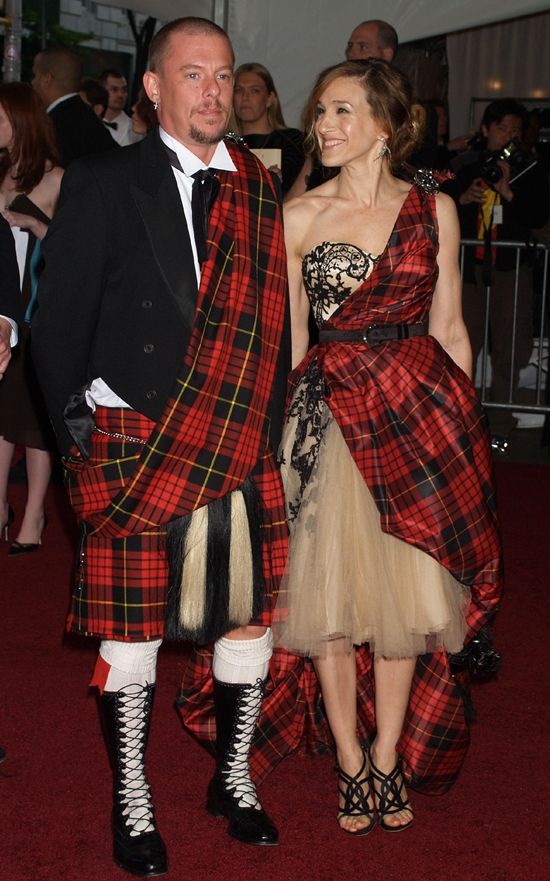Sarah jessica parker deals whistles dress