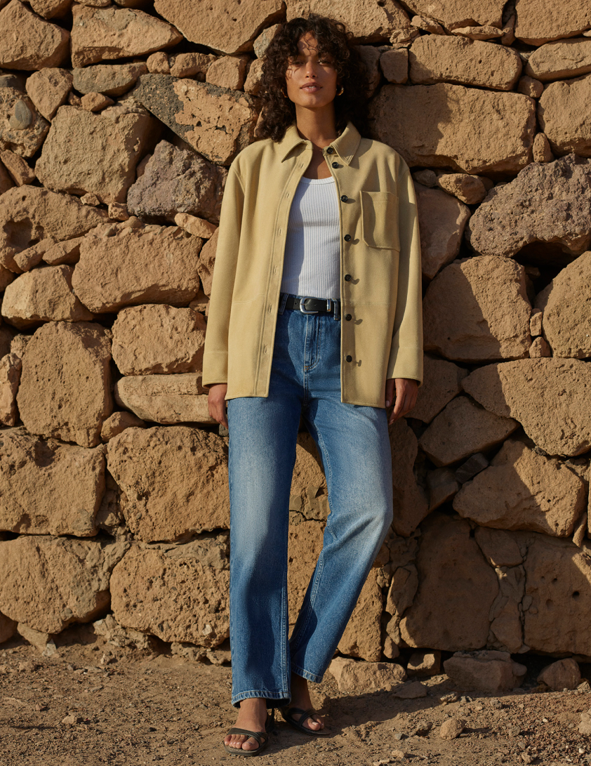 woman waerring dark denim 