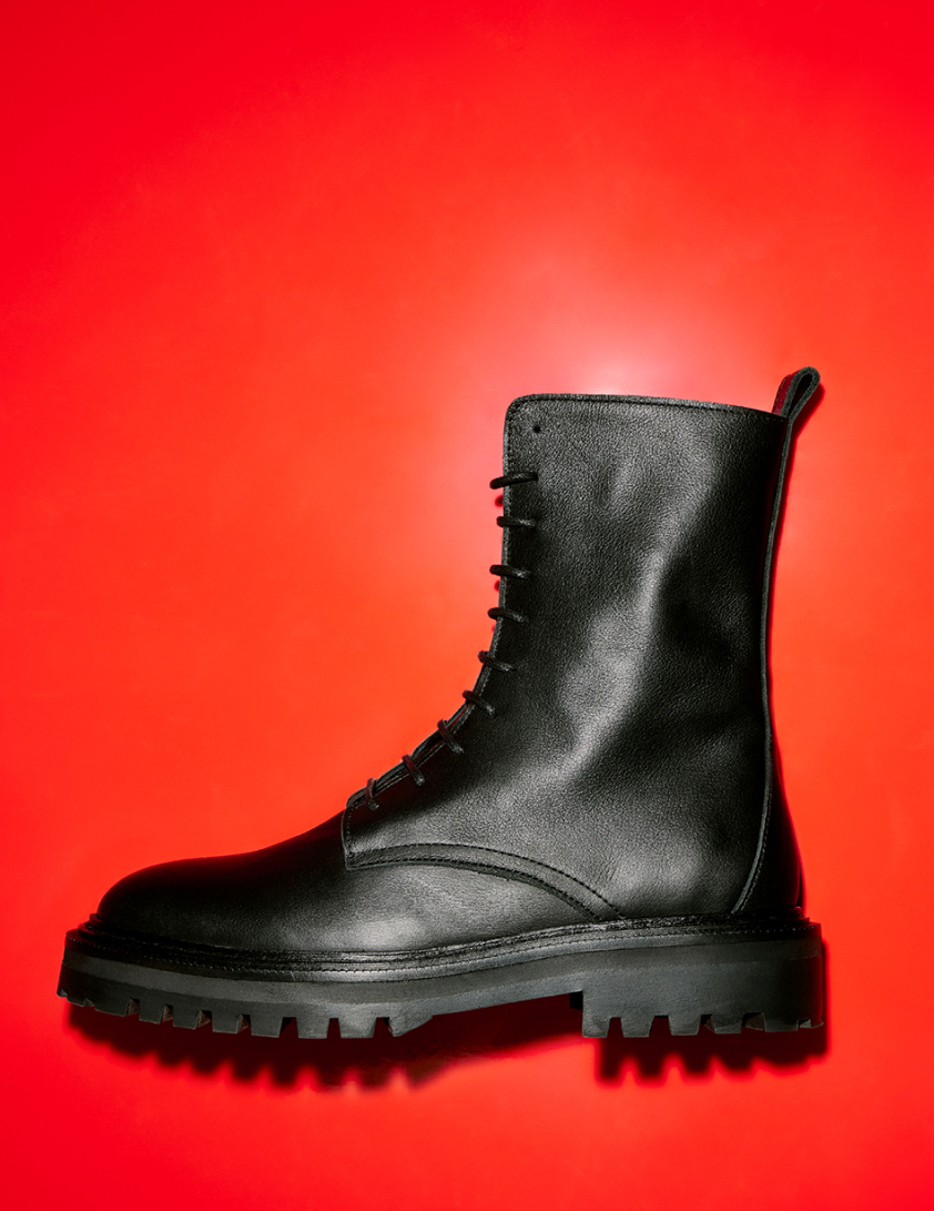 black heeled boot