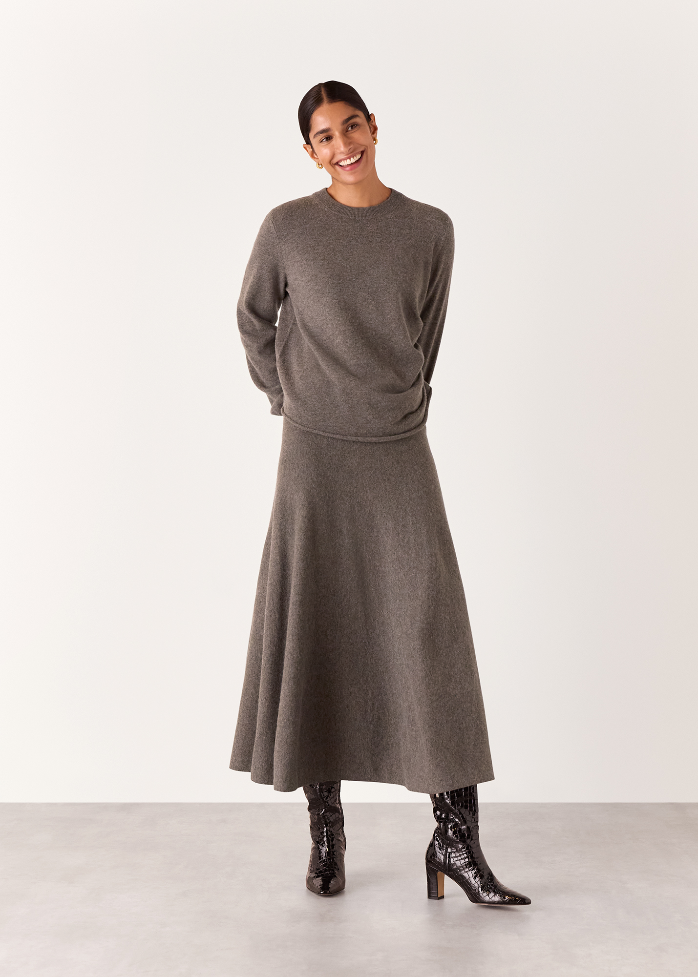 Whistles Women's Taupe Knitted Midi Skirt Size XS