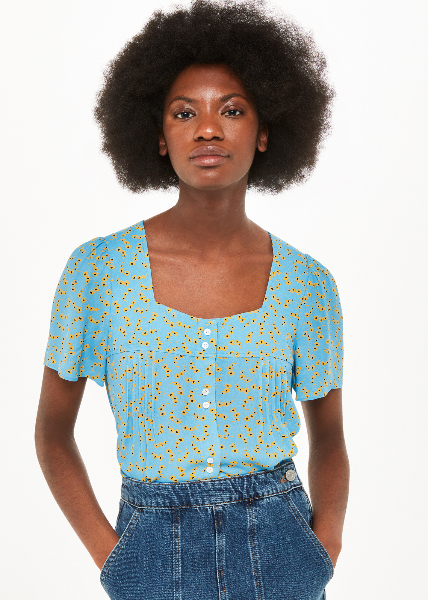 Whistles Women's Blue/Multi Floral Crescent Top Size 6