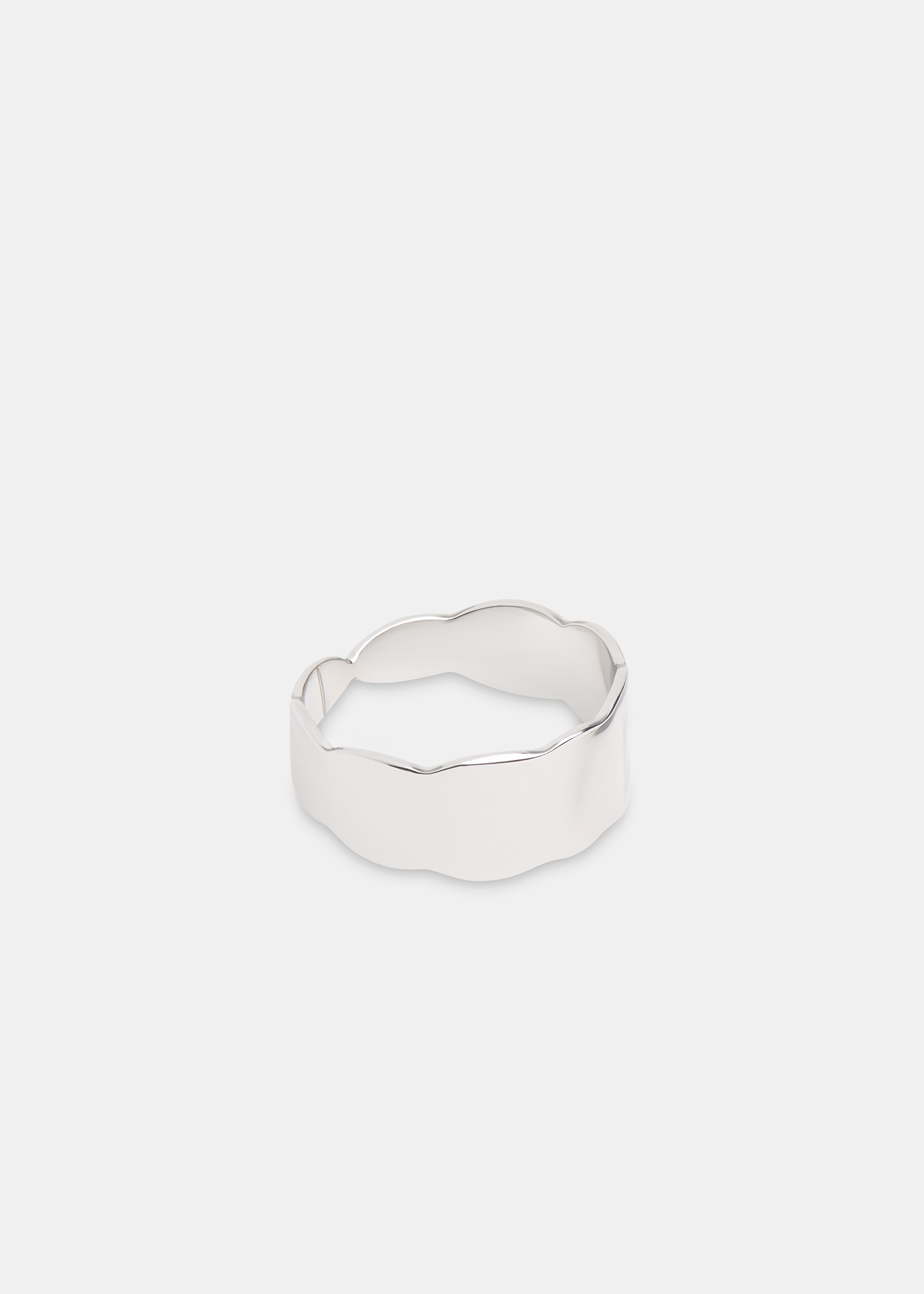 Whistles Women's Silver Scalloped Edge Ring Size M