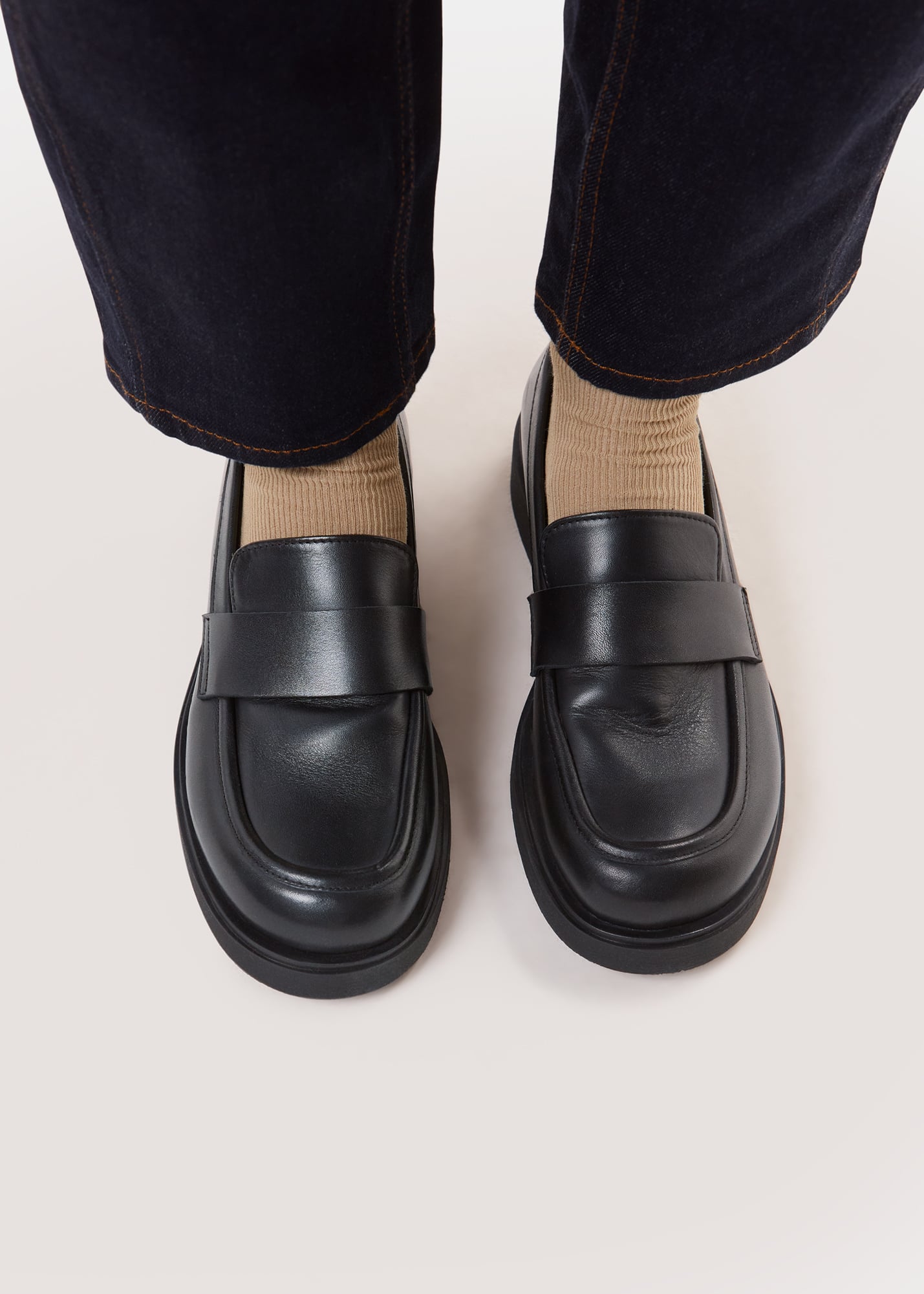Whistles Women's Black Ames Chunky Loafer Size 37