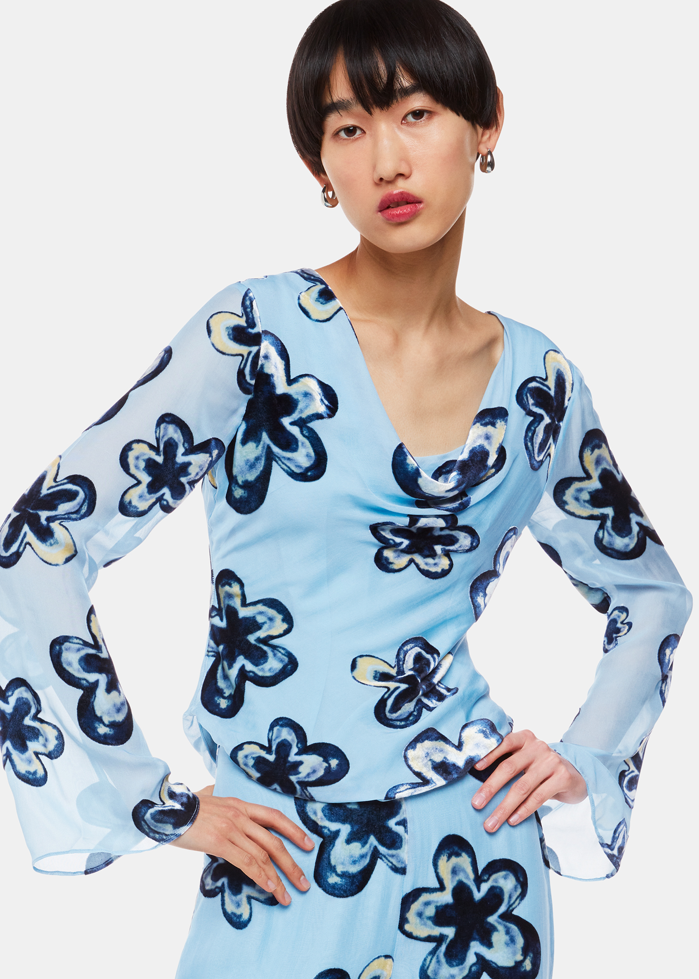 Whistles Women's Blue/Multi Hazy Floral Velvet Top Size 6