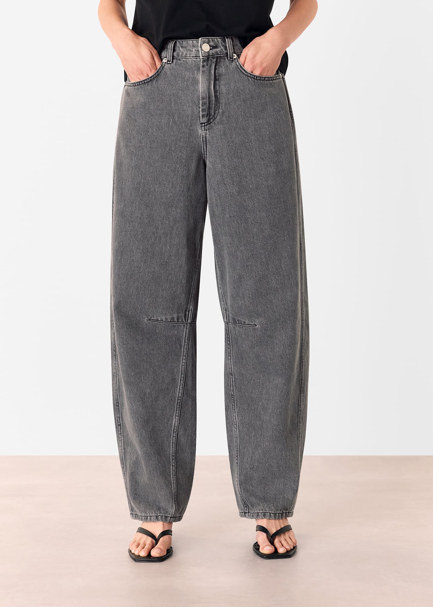 Whistles Women's Grey Horseshoe Barrel Leg Jean Size 28