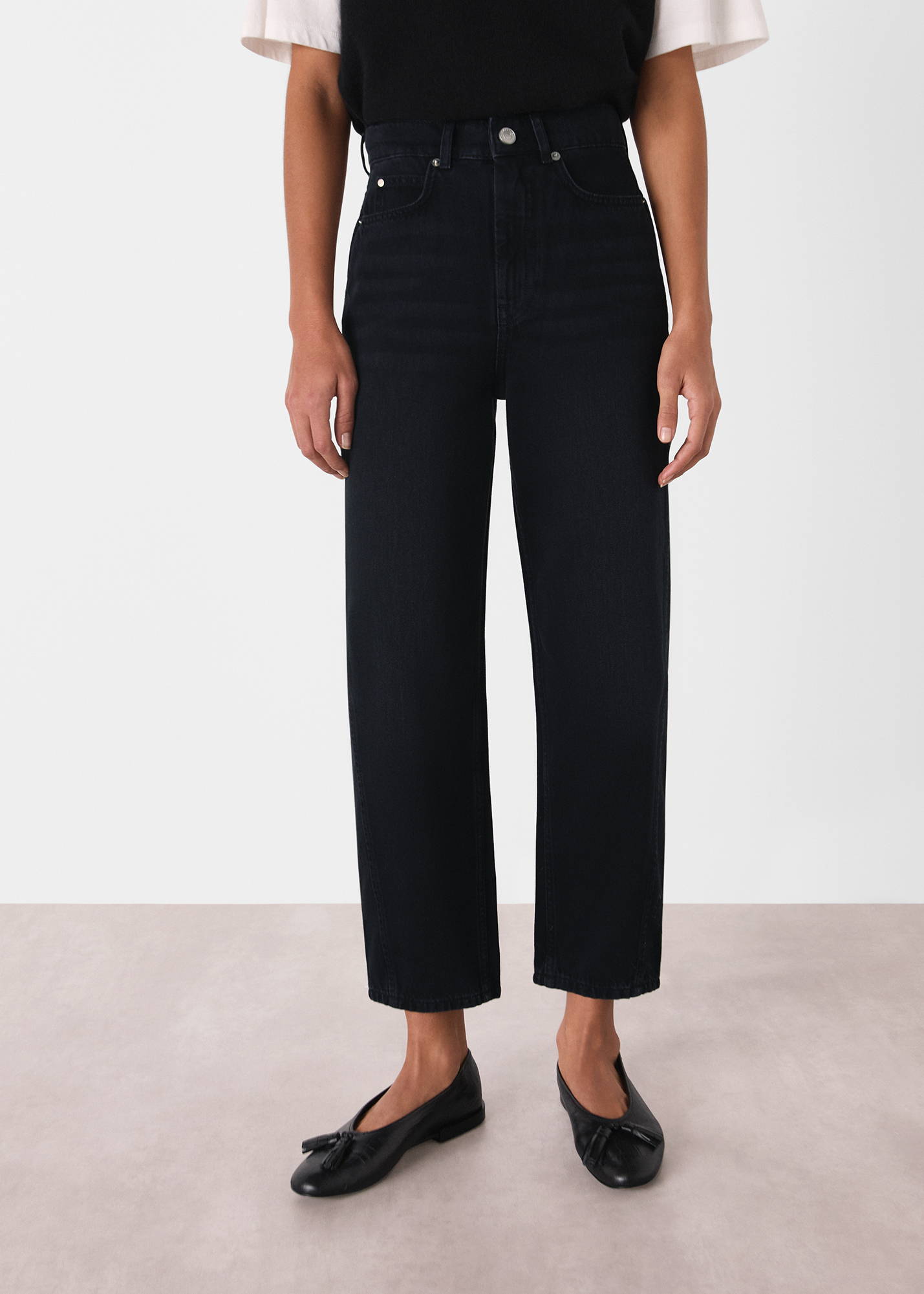 Whistles Women's Black Authentic Barrel Leg Jean Size 28